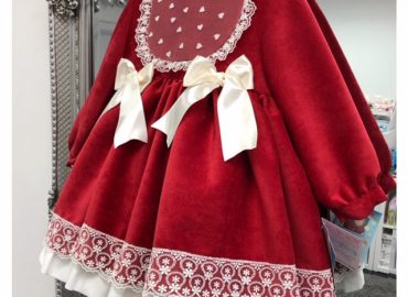 Red Velvet Lace Heart