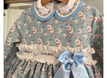 Sontata Blue Flores 14 Smocked