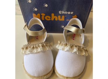 White Micho Sandal Size 27 (UK9)