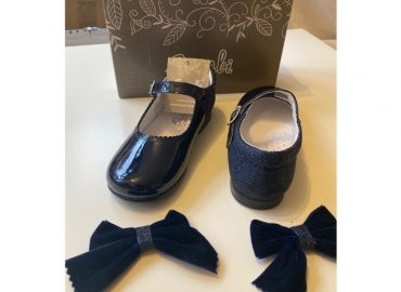 Bambi Navy Bow Size 27 (UK9)