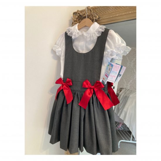 RB School Ana Pinny Front Bows
