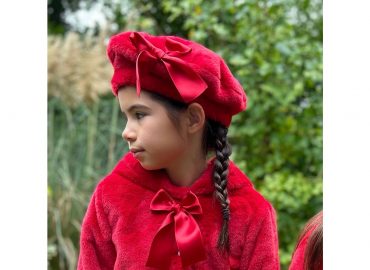 RB Bow Red Fluffy Beret