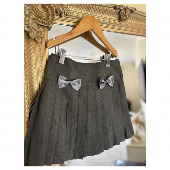 RB Pleats & Bow School Skirt